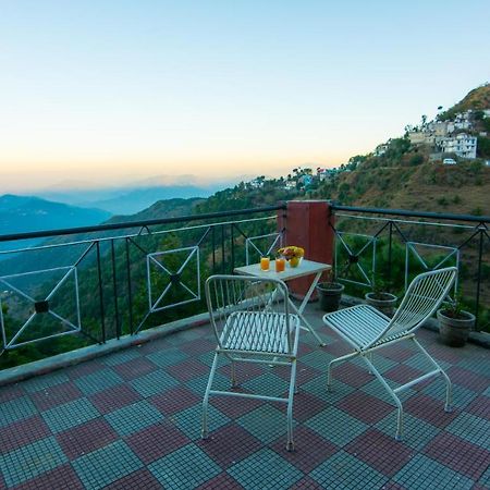 Livingstone 2Bhk Cozy Homestay In Kasauli Hills Exterior photo