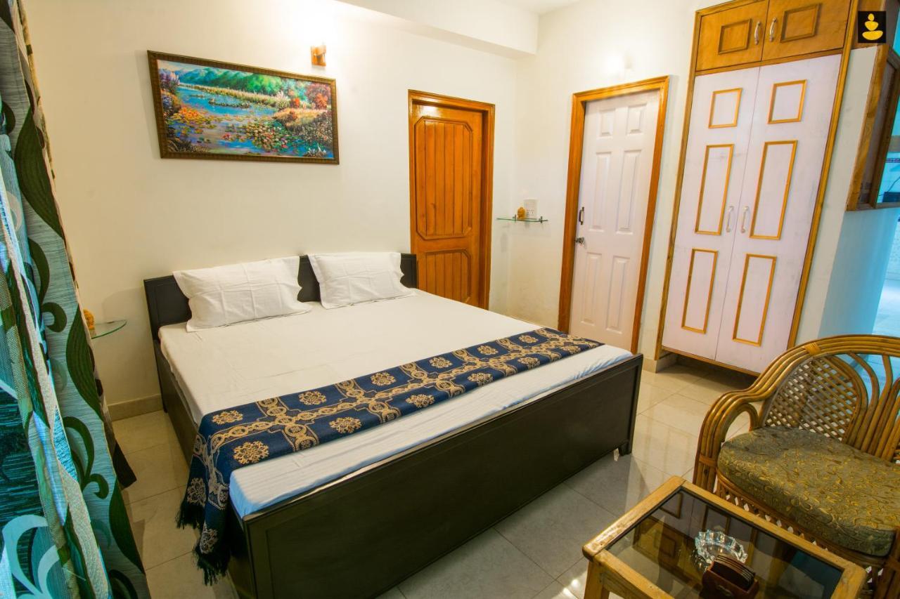 Livingstone 2Bhk Cozy Homestay In Kasauli Hills Exterior photo